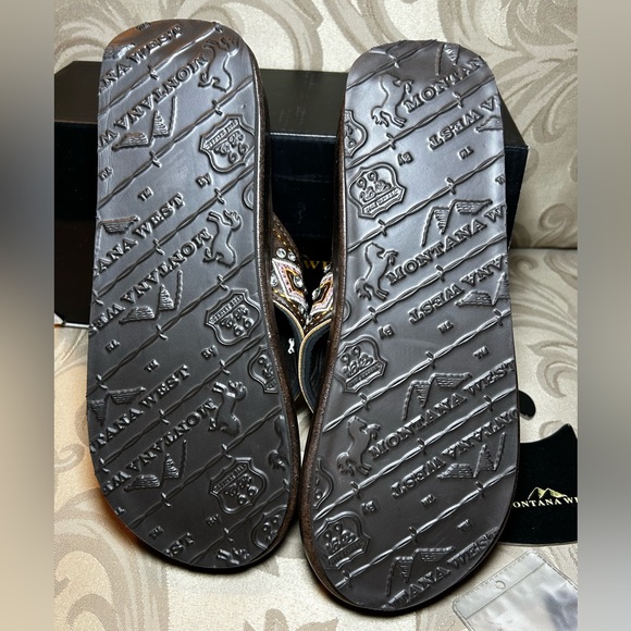 NWT in BoxMontana West Women’s 8 Brown Embellished Wedge Sandals Silver Pink - Picture 6 of 10